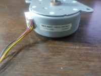 Мотор Kyocera 303MH94030 (подачи бумаги доп кассеты, Kyocera TASKalfa 221, разбор) Мотор Kyocera 303MH94030 (подачи бумаги доп кассеты, Kyocera TASKalfa 221, разбор)