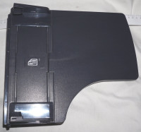 Лоток Kyocera 303LJ94120 (входной ADF, Kyocera FS-1030/1035, разбор) Лоток Kyocera 303LJ94120 (входной ADF, Kyocera FS-1030/1035, разбор)